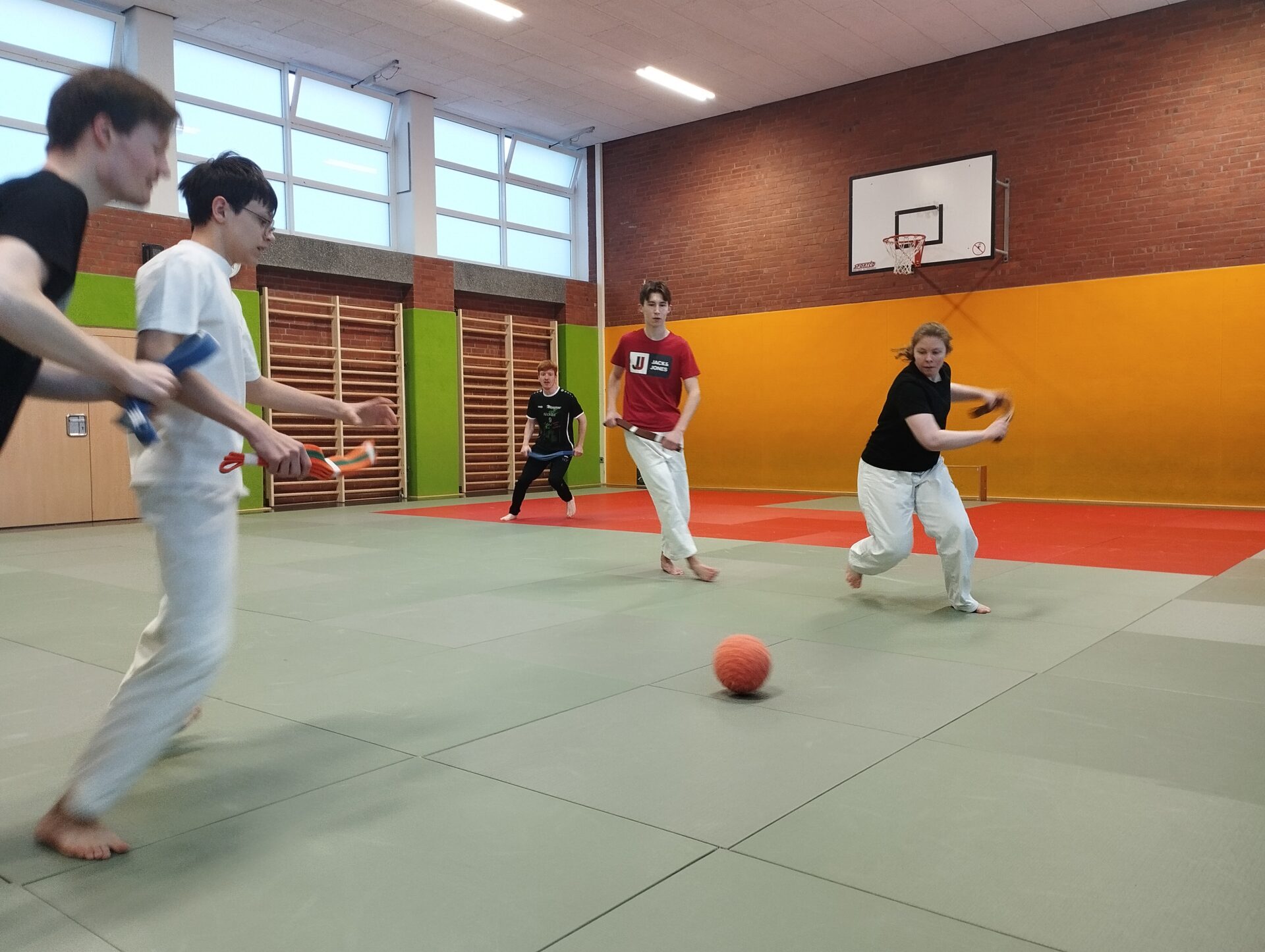 Team Skate by Night gegen die Armadillos. Vlnr: Nico, Nykyta, Nicklas, Phil, Lena